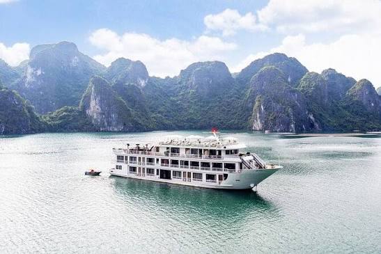 Aqua Elegance Cruise